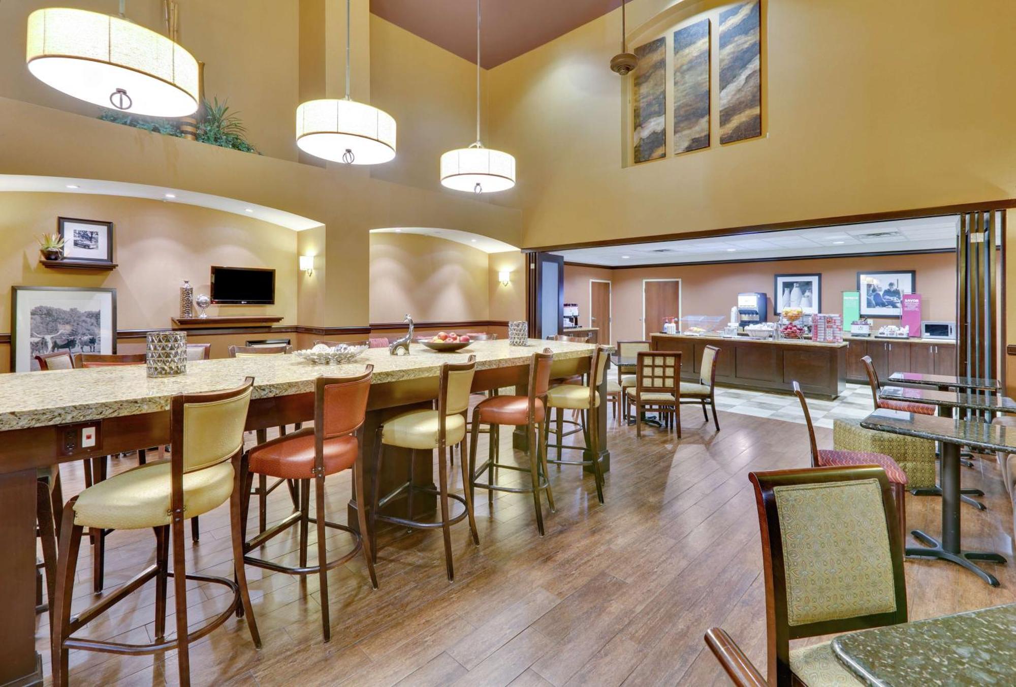 Hampton Inn & Suites Fort Worth/Forest Hill Kültér fotó